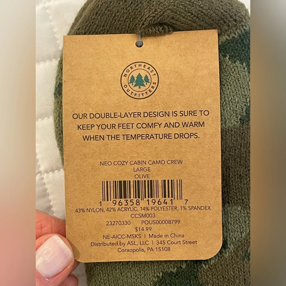 Northeast Outfitters Socks Men’s 8- 12.5 Cozy Cabin‎ Aloe Infused